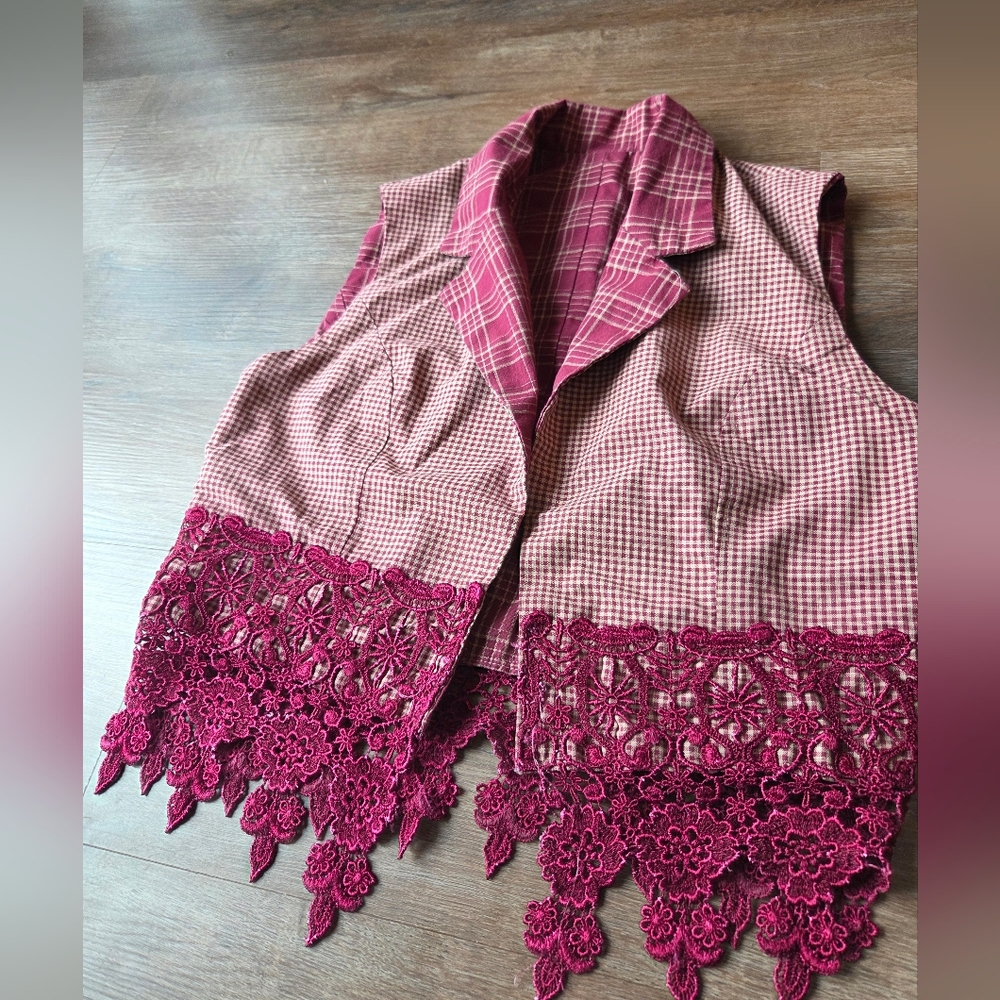 Vintage Hand Made Reversible Maroon Plaid Western Vest with Lace Fringe, size S - Picture 7 of 7